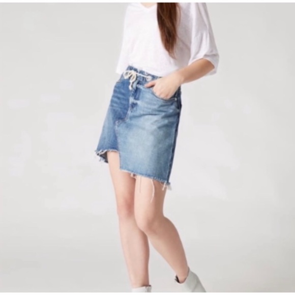 BLANK NYC DENIM ASYMMETRICAL RAW CUT DENIM SKIRT SIZE 6 - Picture 3 of 9